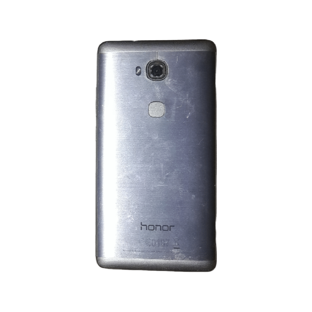 نمای پشتی گوشی آنر 5X با بدنه آلومینیومی برس خورده