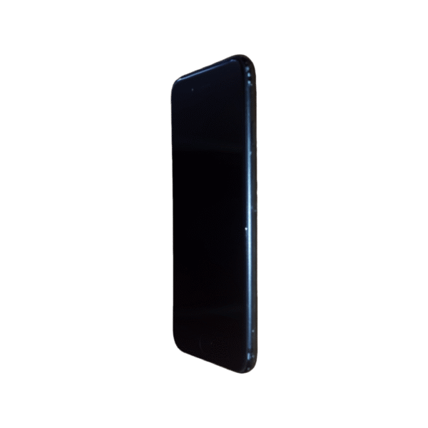 تصویر گوشی موبایل اپل iPhone 7 مدل Apple A1660 - طراحی زیبا و صفحه نمایش Retina HD