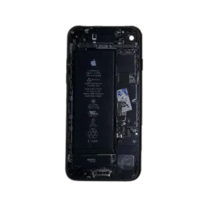 گوشی اپل آیفون 7 از نمای جلو