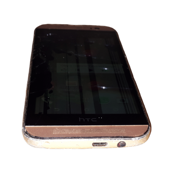 تصویر گوشی اچ تی سی One M8 Dual Sim مدل HTC OP6B700 با طراحی زیبا و بدنه آلومینیومی
