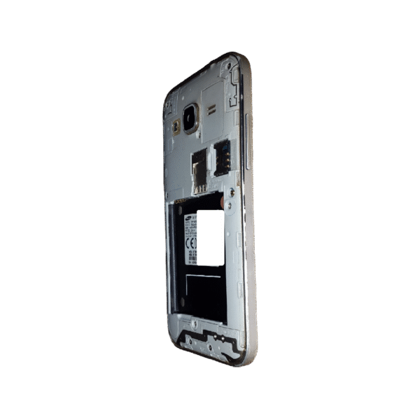 تصویر گوشی سامسونگ Galaxy Core Prime مدل Samsung SM-G360H با طراحی زیبا و بدنه پلاستیکی