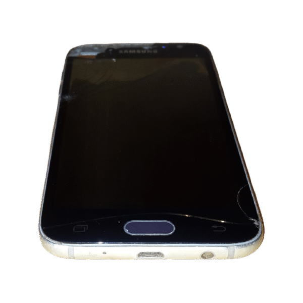 تصویر گوشی موبایل سامسونگ Galaxy J5 2017 مدل Samsung SM-J530F/DS با طراحی زیبا و صفحه نمایش بزرگ