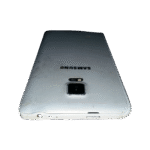 نمای از بغل Samsung Galaxy Note Edge showing نمایشگر خمیده سمت راست