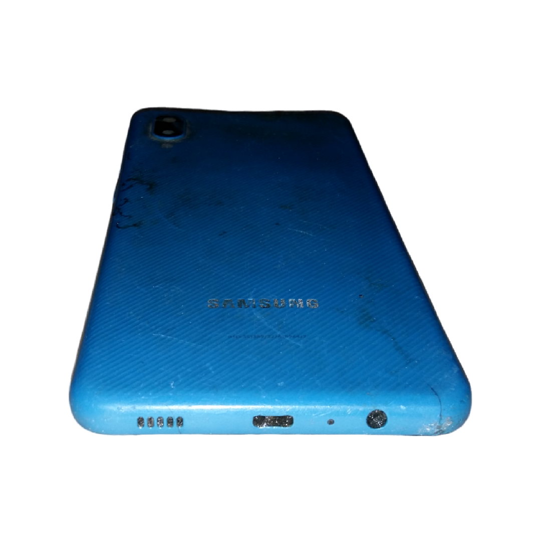 -- - 647 - 05 Samsung Galaxy A02 در رنگ Black - نمای جلو و صفحه نمایش روشن