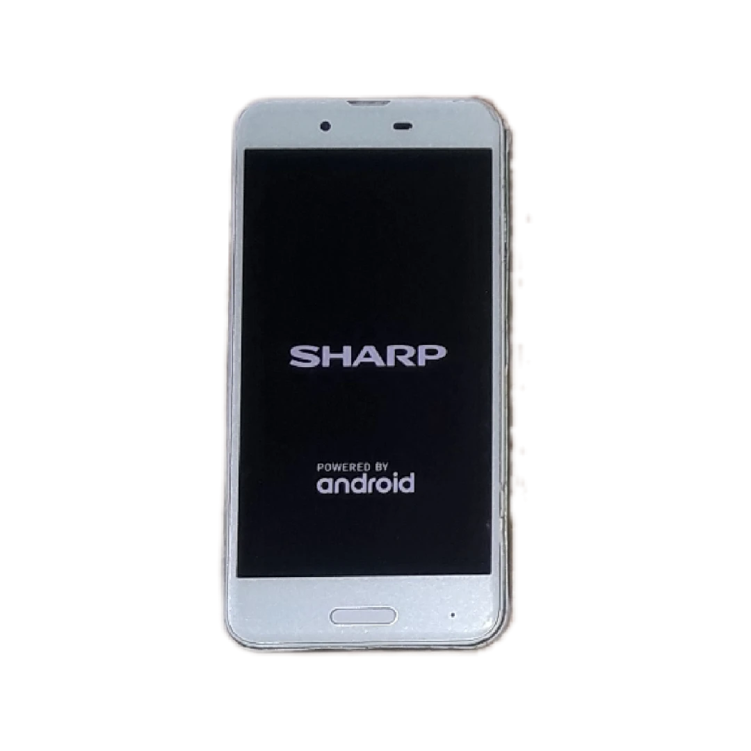711 09 تصویر frontal از Sharp Aquos Sense 2 با نمایش طراحی ساده