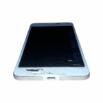 عکس 3 : صفحه نمایش 5.0 اینچی AMOLED لومیا 650