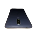 تصویر از پشت دستگاه با دوربین دوگانه