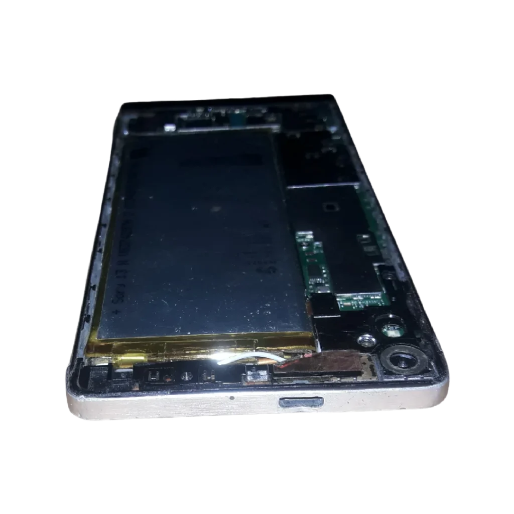 Huawei Ascend P6 - پورت Micro-USB