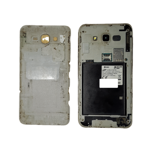تصویر گوشی موبایل سامسونگ Galaxy J7 Core مدل Samsung SM-J701F با طراحی زیبا و صفحه نمایش بزرگ