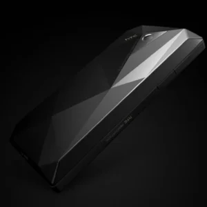 نمای از بغل HTC Touch Diamond showing ضخامت نازک